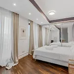 Relax Center شقة *